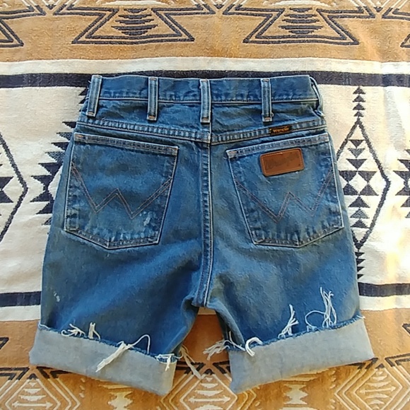 wrangler cutoffs